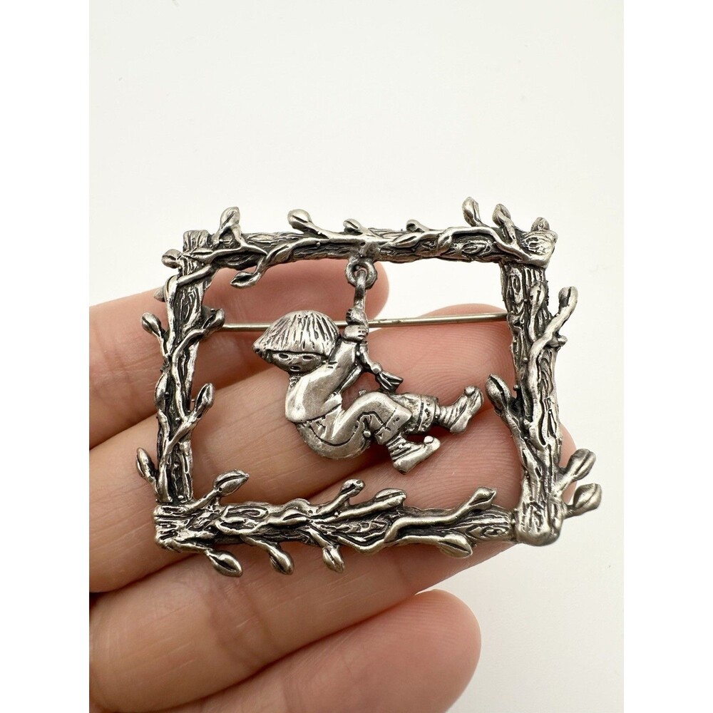 Vintage Sterling Silver Mary Engelbreit Boy On A Rope Swing Brooch Rectangle